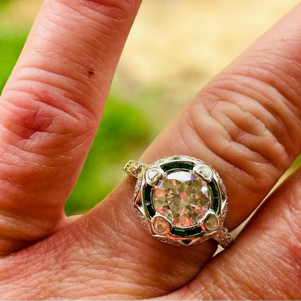 Elegant Silver and Green Gemstone Ring 2 carat Moissanite size 6